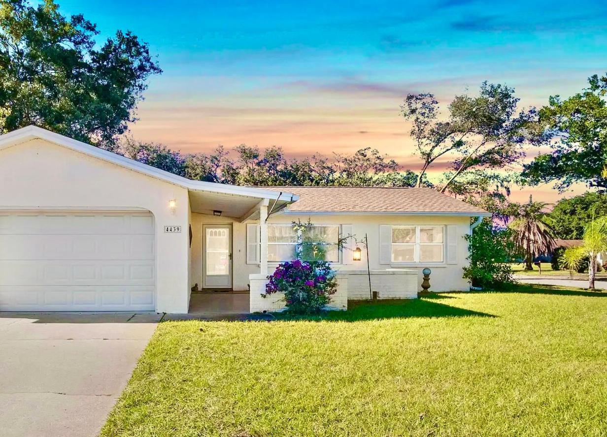 Villa "Impressa" - Billiard,Ping-Pong Table, Lanai, Fire Pit, Bbq Grill, View, Patio, Back Yard New Port Richey Buitenkant foto